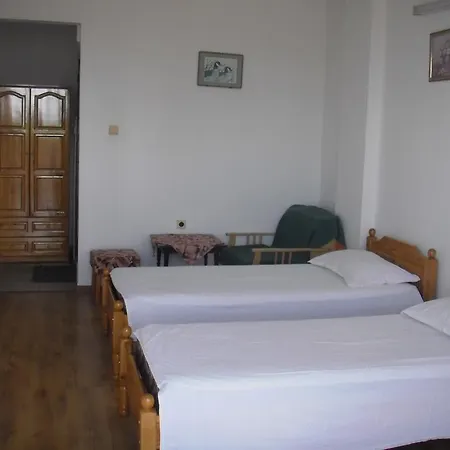 Guest house Horizont 2*